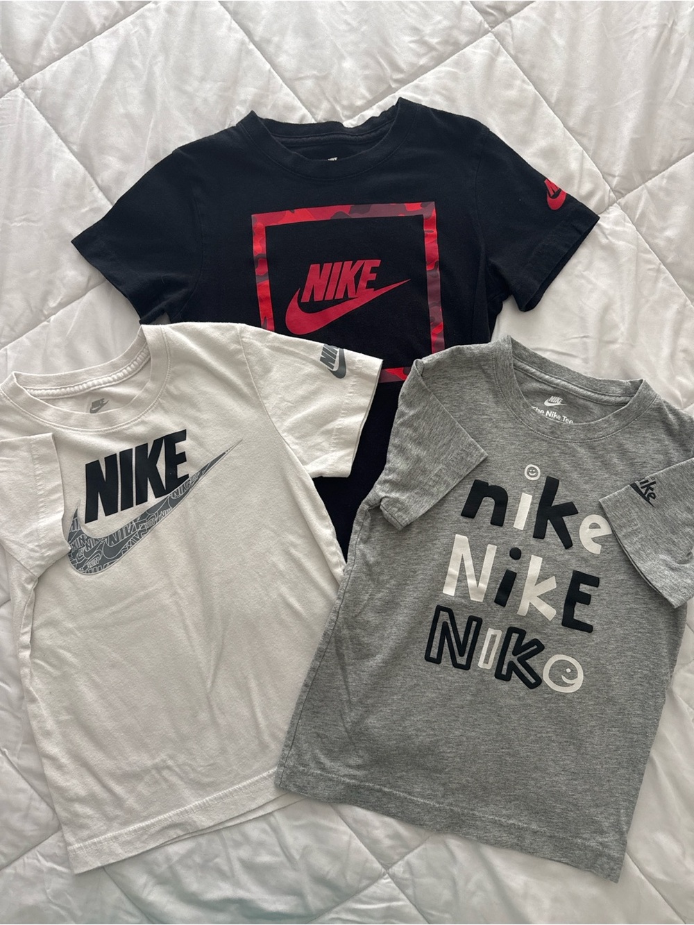 Nike Kids Short Sleeve Tee Set - Black, White, Gray